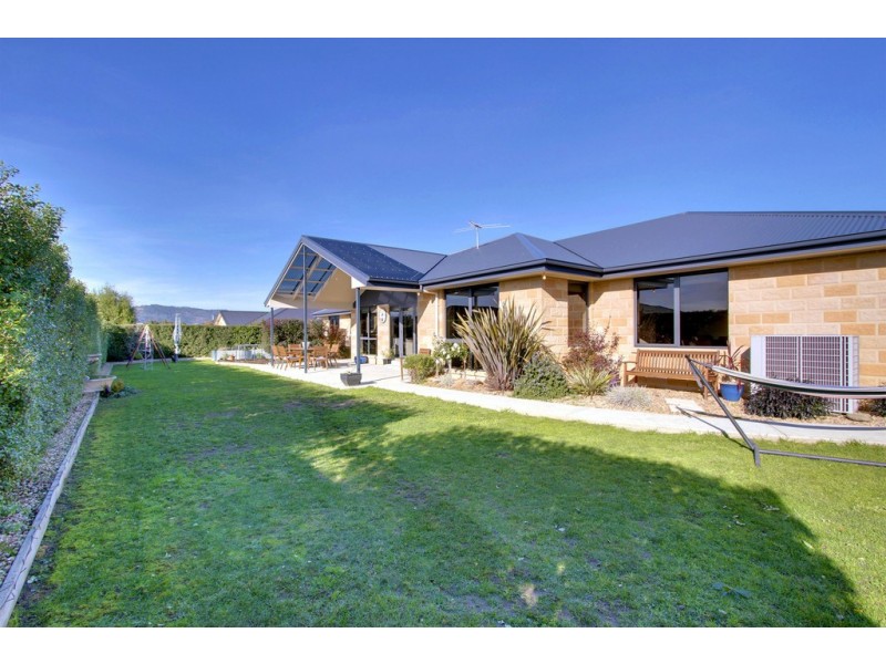 7 Bonsai Place, Margate TAS 7054