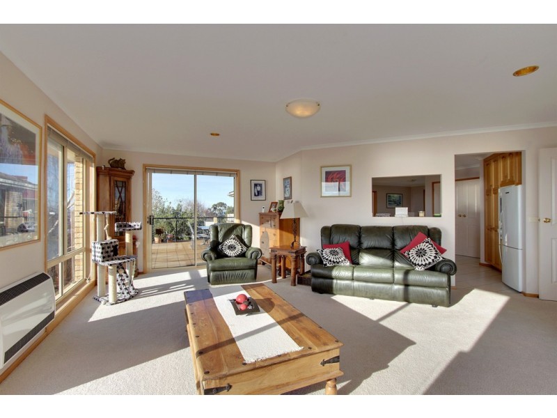 6 Jodie Court, Blackmans Bay TAS 7052