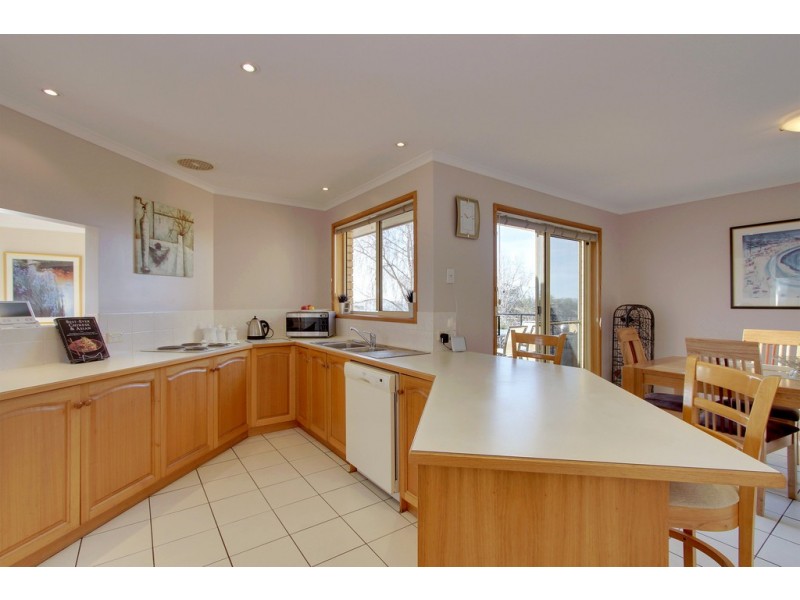 6 Jodie Court, Blackmans Bay TAS 7052