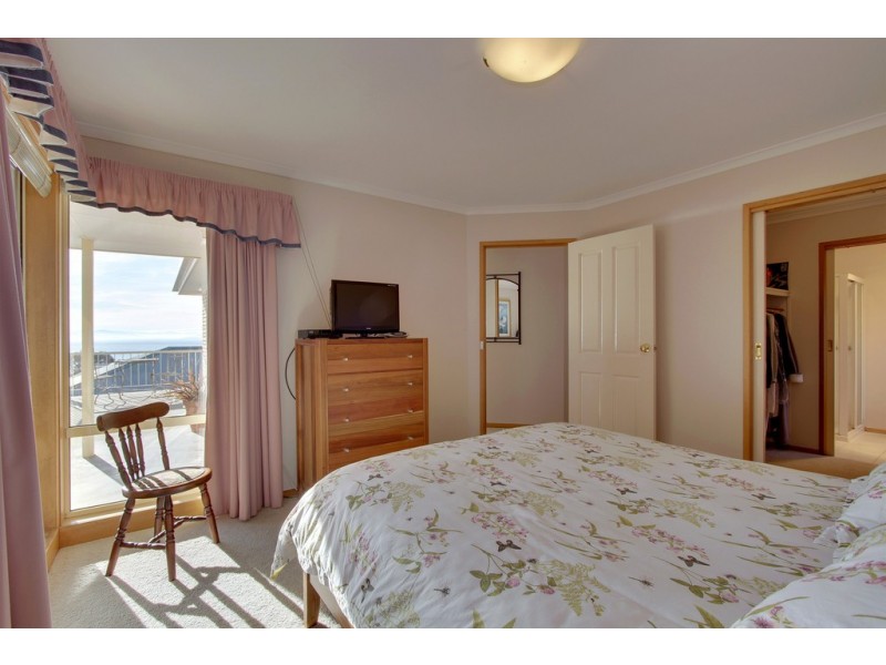 6 Jodie Court, Blackmans Bay TAS 7052