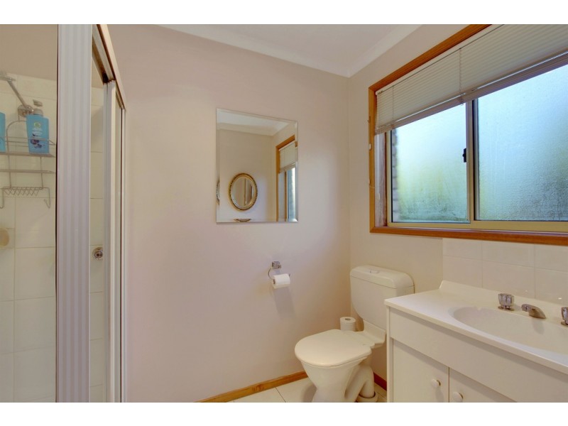 6 Jodie Court, Blackmans Bay TAS 7052