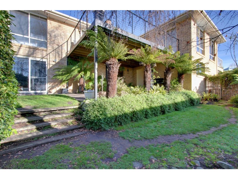 6 Jodie Court, Blackmans Bay TAS 7052