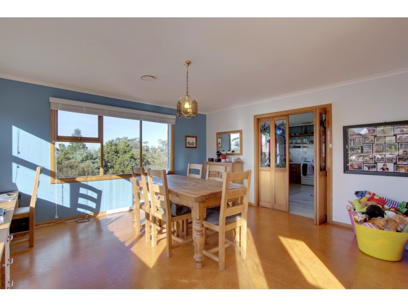 27 Talone Road, Blackmans Bay TAS 7052
