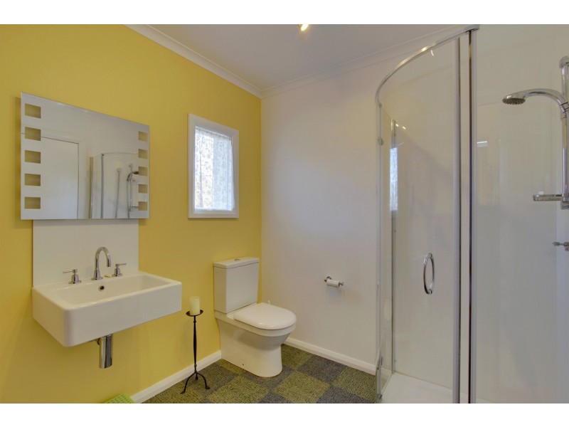 27 Talone Road, Blackmans Bay TAS 7052