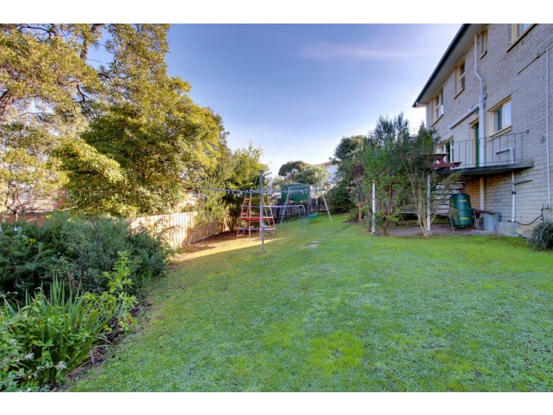 27 Talone Road, Blackmans Bay TAS 7052