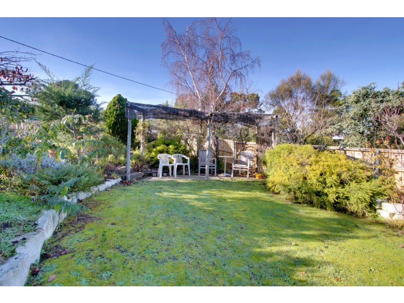 27 Talone Road, Blackmans Bay TAS 7052