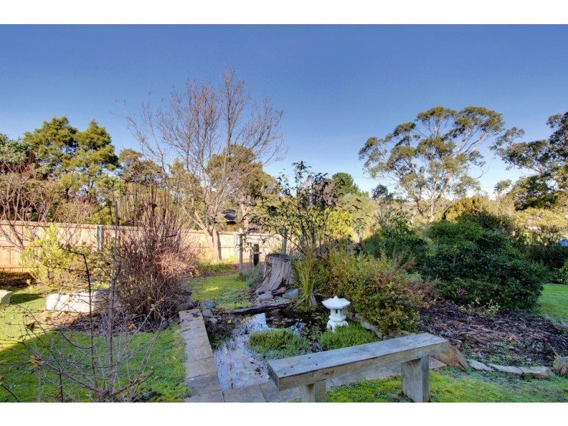 27 Talone Road, Blackmans Bay TAS 7052