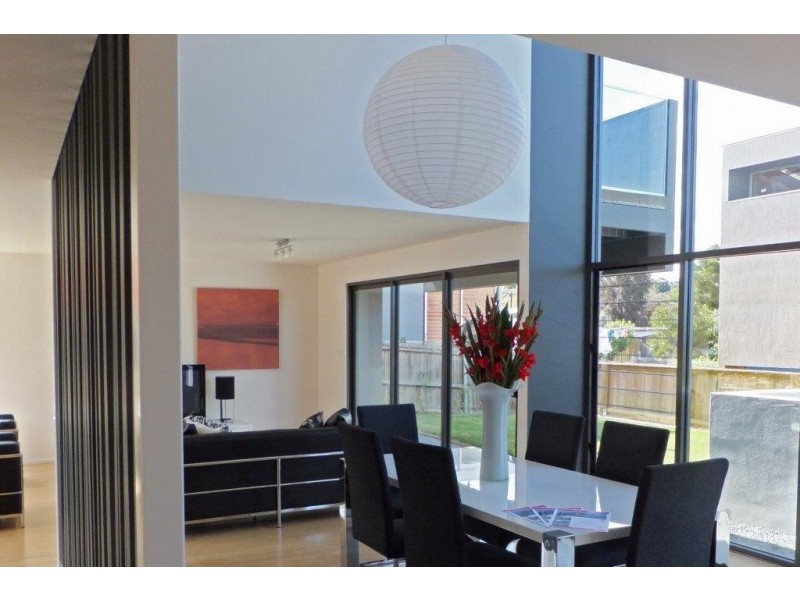 2/23 Powell Road, Blackmans Bay TAS 7052