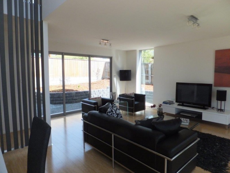 2/23 Powell Road, Blackmans Bay TAS 7052