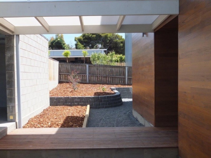 2/23 Powell Road, Blackmans Bay TAS 7052