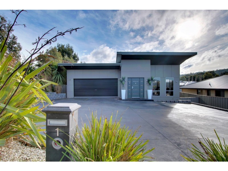 1 Yarraman Drive, Kingston TAS 7050