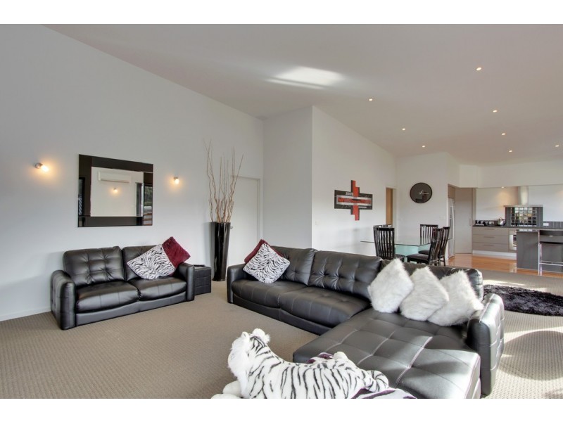 1 Yarraman Drive, Kingston TAS 7050