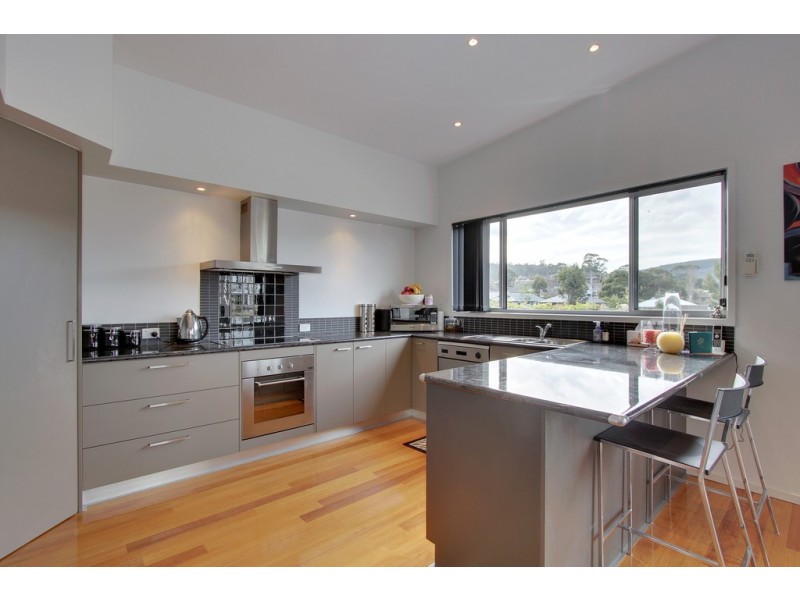 1 Yarraman Drive, Kingston TAS 7050