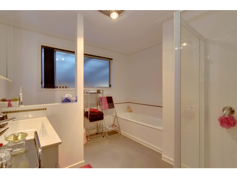 1 Yarraman Drive, Kingston TAS 7050