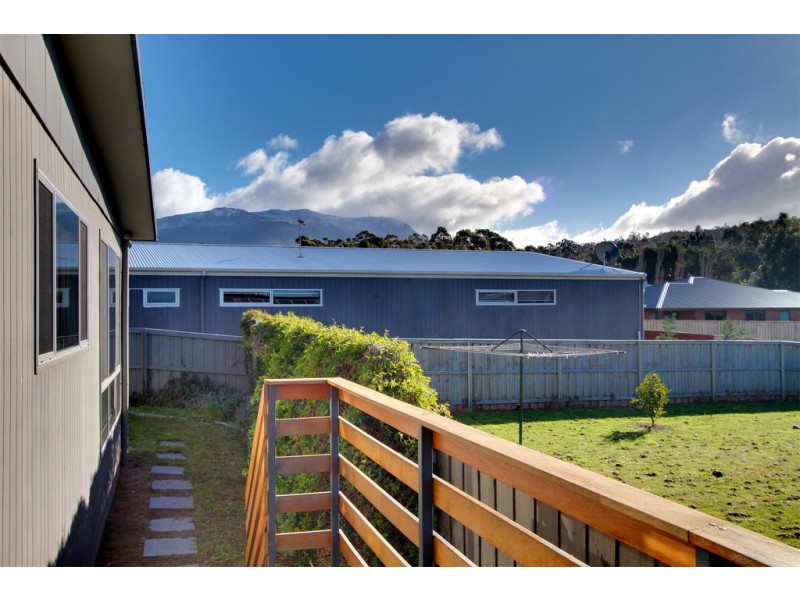 1 Yarraman Drive, Kingston TAS 7050
