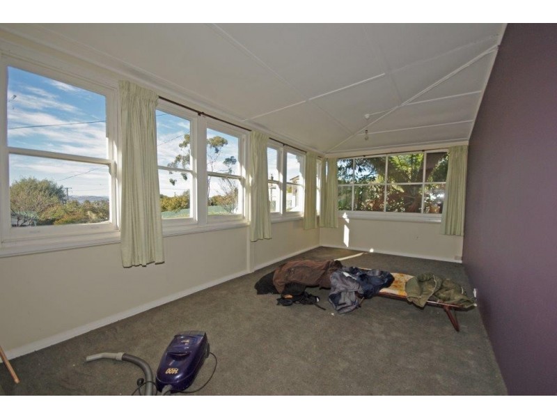 13 Garnett Street, Blackmans Bay TAS 7052