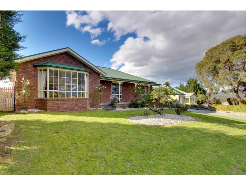 17 Mariner Circle Huntingfield, Kingston TAS 7050