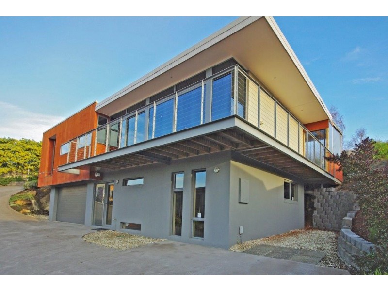 2/12 Fiani Court, Kingston TAS 7050