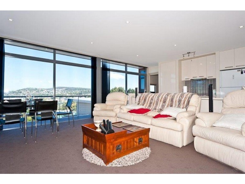 2/12 Fiani Court, Kingston TAS 7050