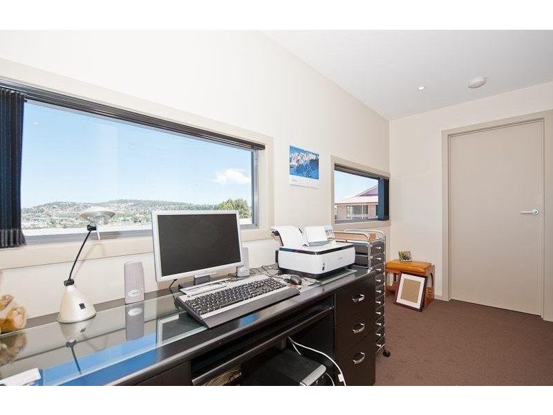 2/12 Fiani Court, Kingston TAS 7050