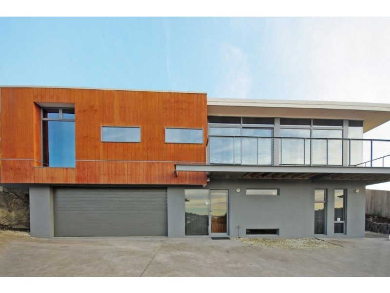 2/12 Fiani Court, Kingston TAS 7050