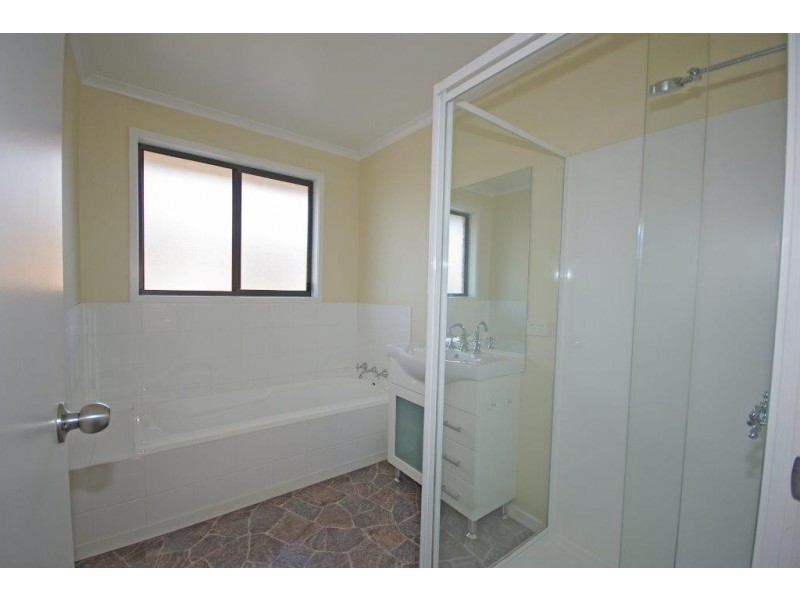 2/29 Incana Road, Margate TAS 7054