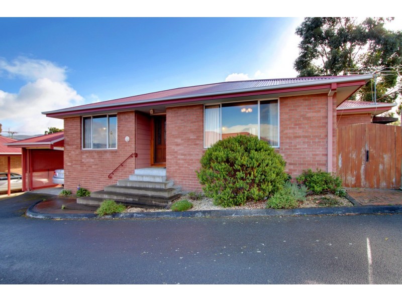4/70 Redwood Road, Kingston TAS 7050
