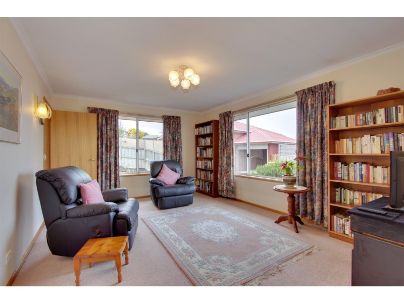 4/70 Redwood Road, Kingston TAS 7050