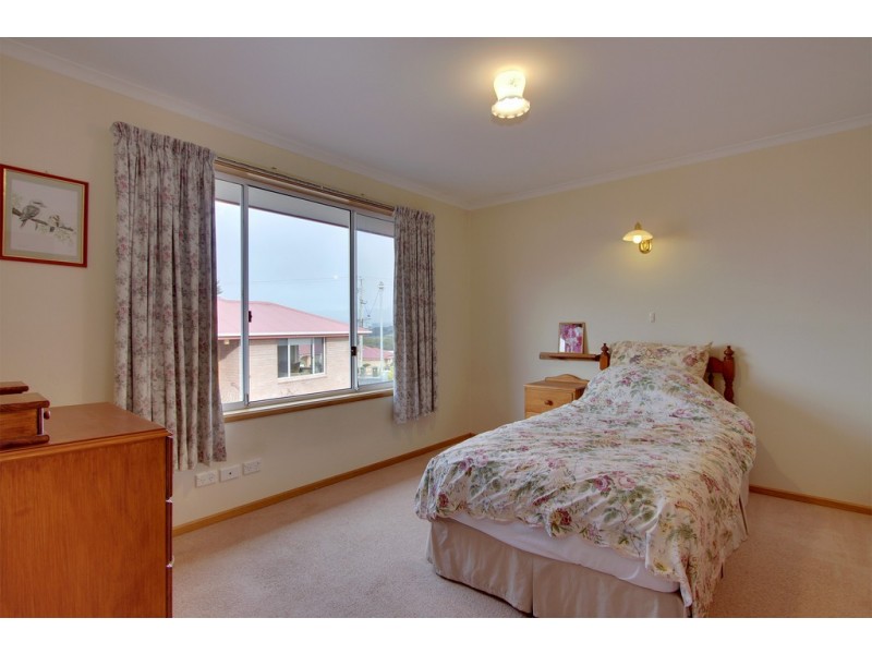 4/70 Redwood Road, Kingston TAS 7050