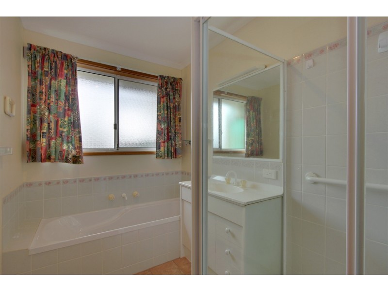 4/70 Redwood Road, Kingston TAS 7050