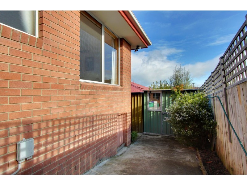 4/70 Redwood Road, Kingston TAS 7050