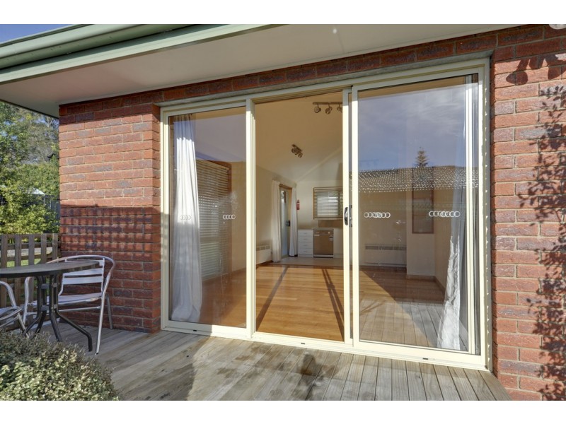 2/6 Dollery Drive, Kingston TAS 7050