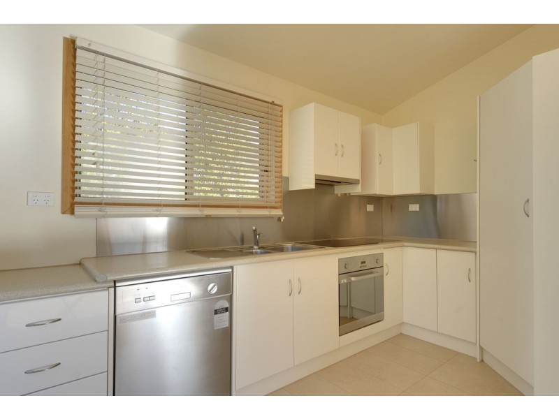 2/6 Dollery Drive, Kingston TAS 7050