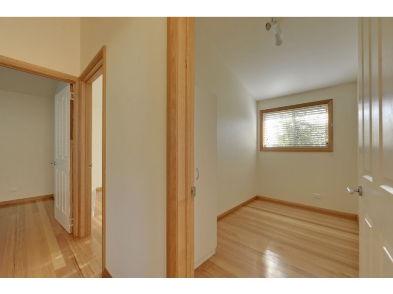 2/6 Dollery Drive, Kingston TAS 7050