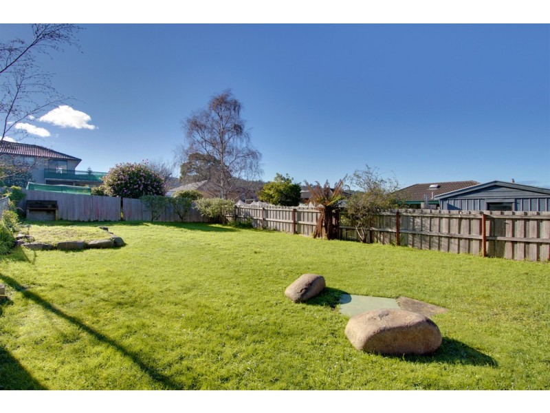 2 Nelson Avenue, Kingston TAS 7050