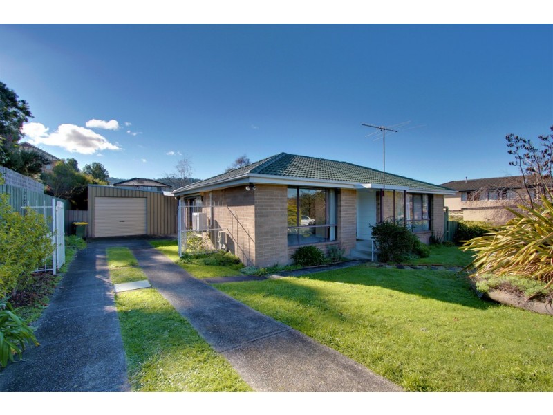 2 Nelson Avenue, Kingston TAS 7050