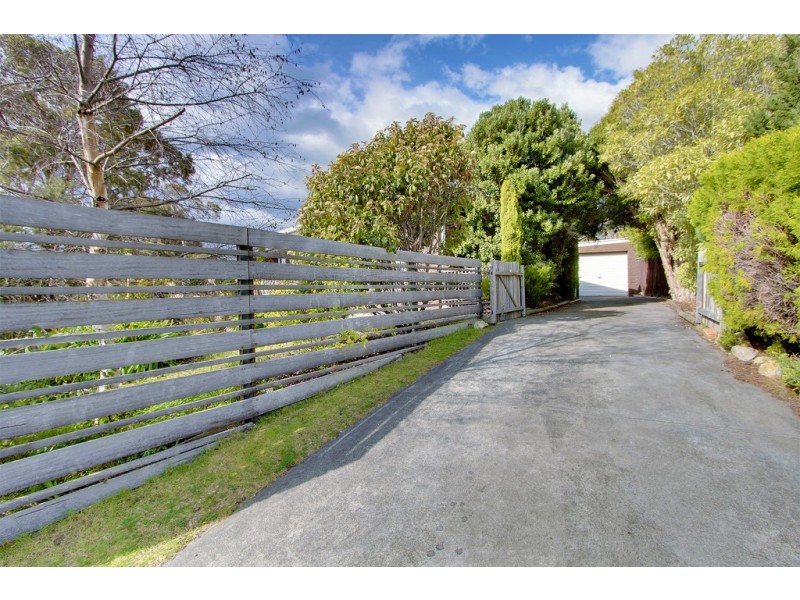 30 Fern Street, Kingston TAS 7050