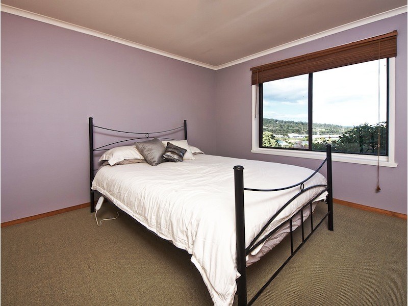 8 Wakeford Avenue, Kingston TAS 7050