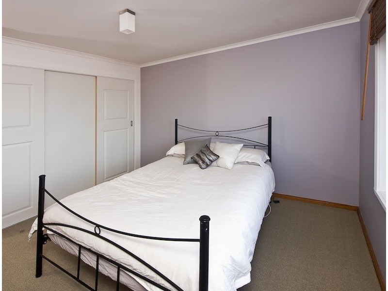 8 Wakeford Avenue, Kingston TAS 7050