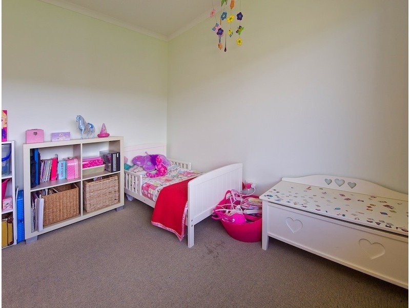 8 Wakeford Avenue, Kingston TAS 7050