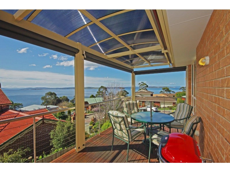18 Jodie Court, Blackmans Bay TAS 7052