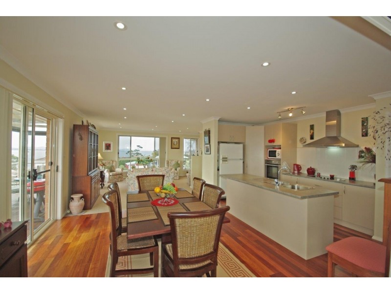 18 Jodie Court, Blackmans Bay TAS 7052