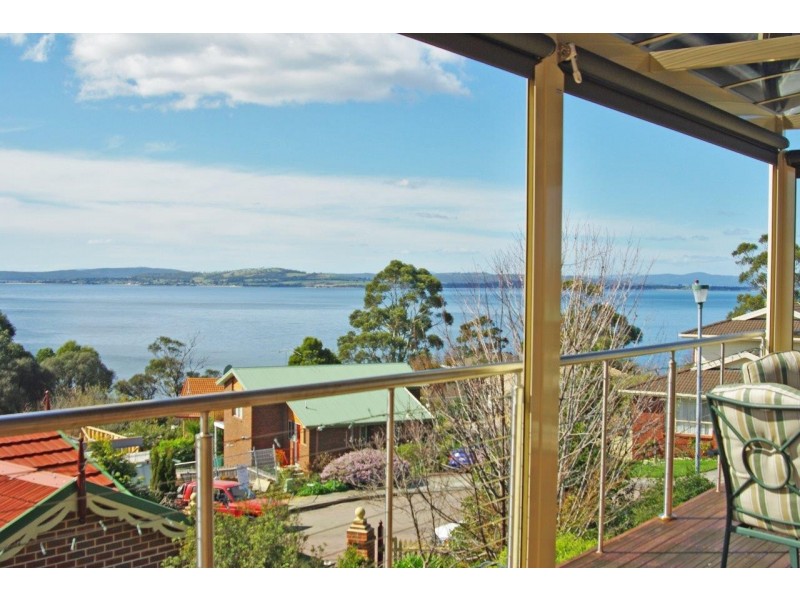 18 Jodie Court, Blackmans Bay TAS 7052