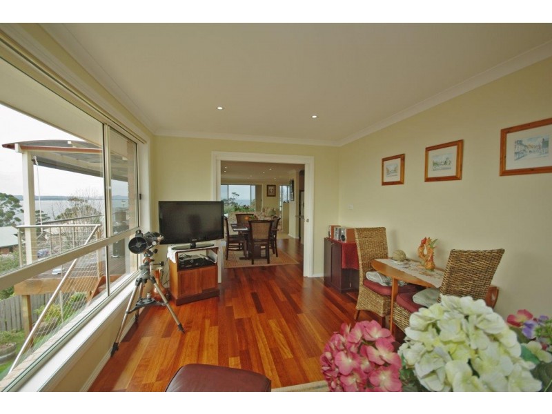 18 Jodie Court, Blackmans Bay TAS 7052