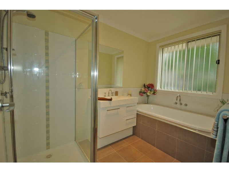 18 Jodie Court, Blackmans Bay TAS 7052