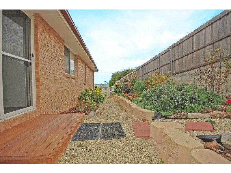 18 Jodie Court, Blackmans Bay TAS 7052