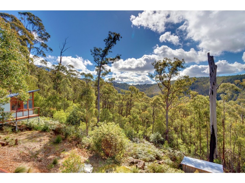 20 Menuganna Road, Fern Tree TAS 7054