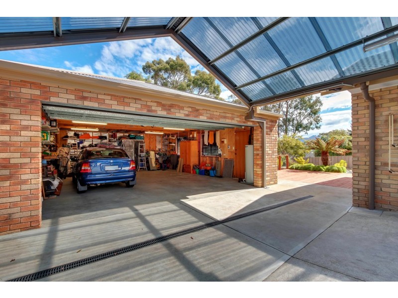 177 Redwood Road, Kingston TAS 7050