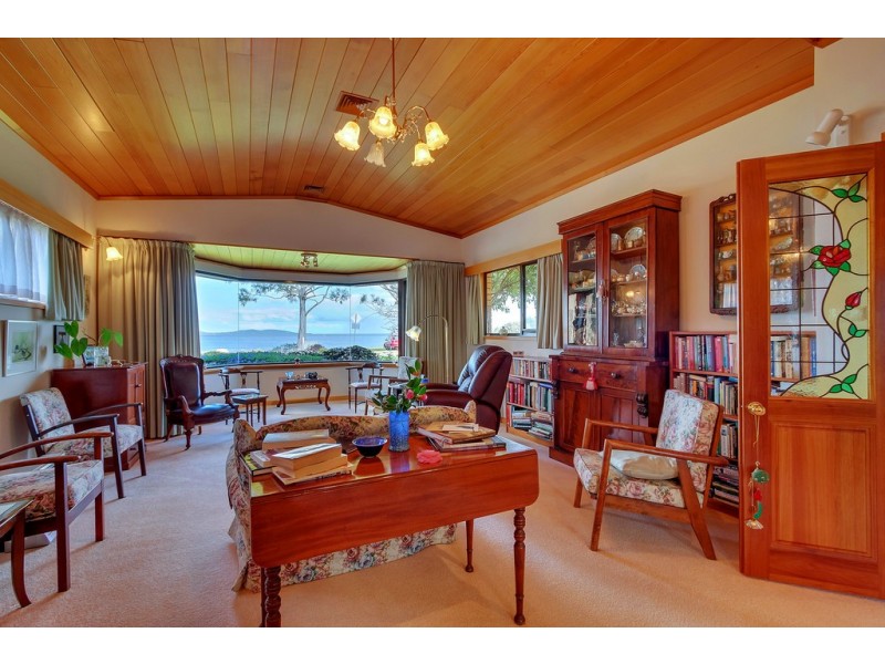 15 Osborne Esplanade, Kingston Beach TAS 7050