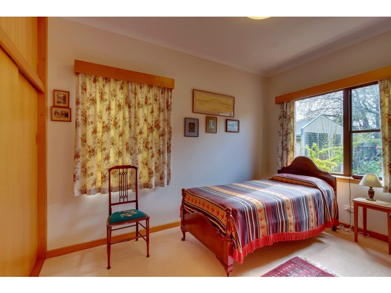 15 Osborne Esplanade, Kingston Beach TAS 7050